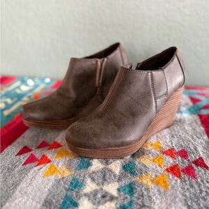 Dr. Scholl’s Brown Wedge Ankle Boots